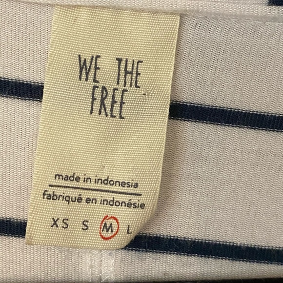 FREE PEOPLE WE THE FREE STRIPED MEDIUM PULLOVER - Picture 4 of 9